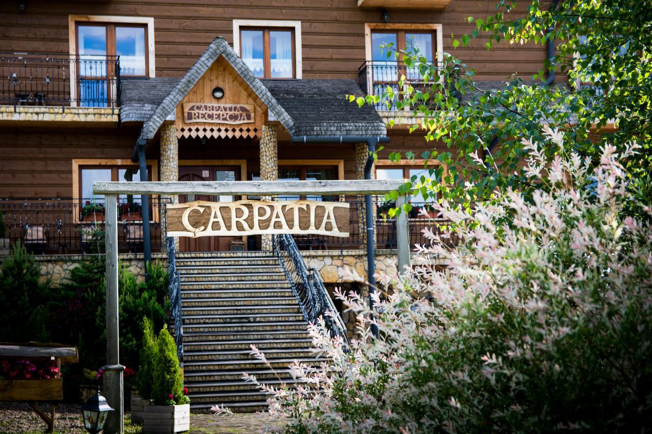 ווטלינה Hotel Carpatia Bieszczadzki Gosciniec מראה חיצוני תמונה